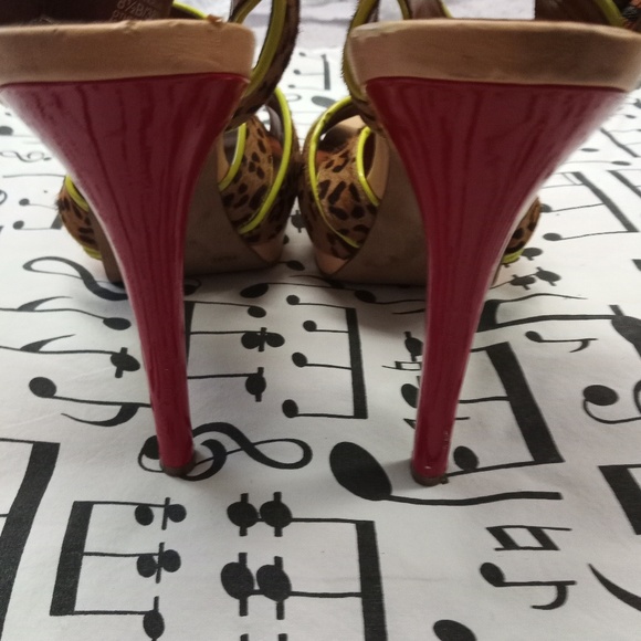 **SOLD**Jessica Simpson Leopard High Heeled Shoes - Picture 4 of 8